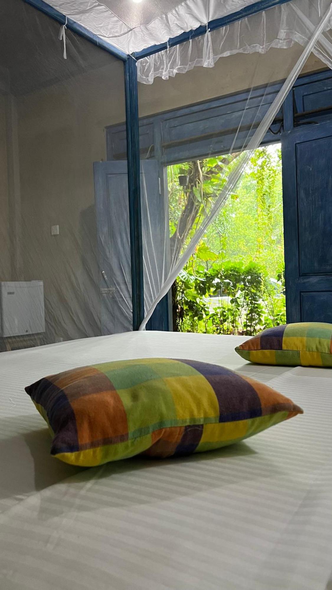 Kataragama Homestay Экстерьер фото