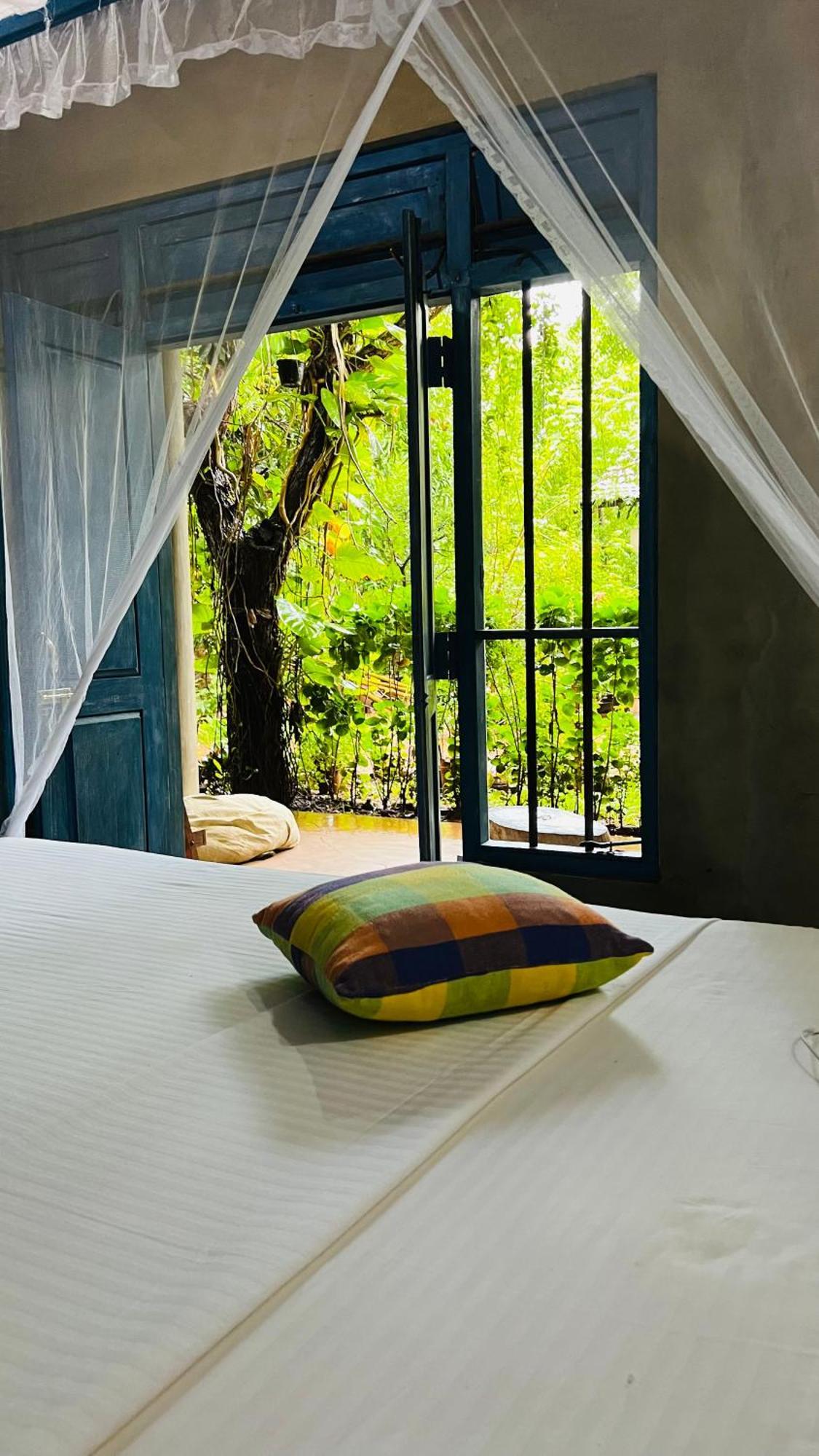 Kataragama Homestay Экстерьер фото